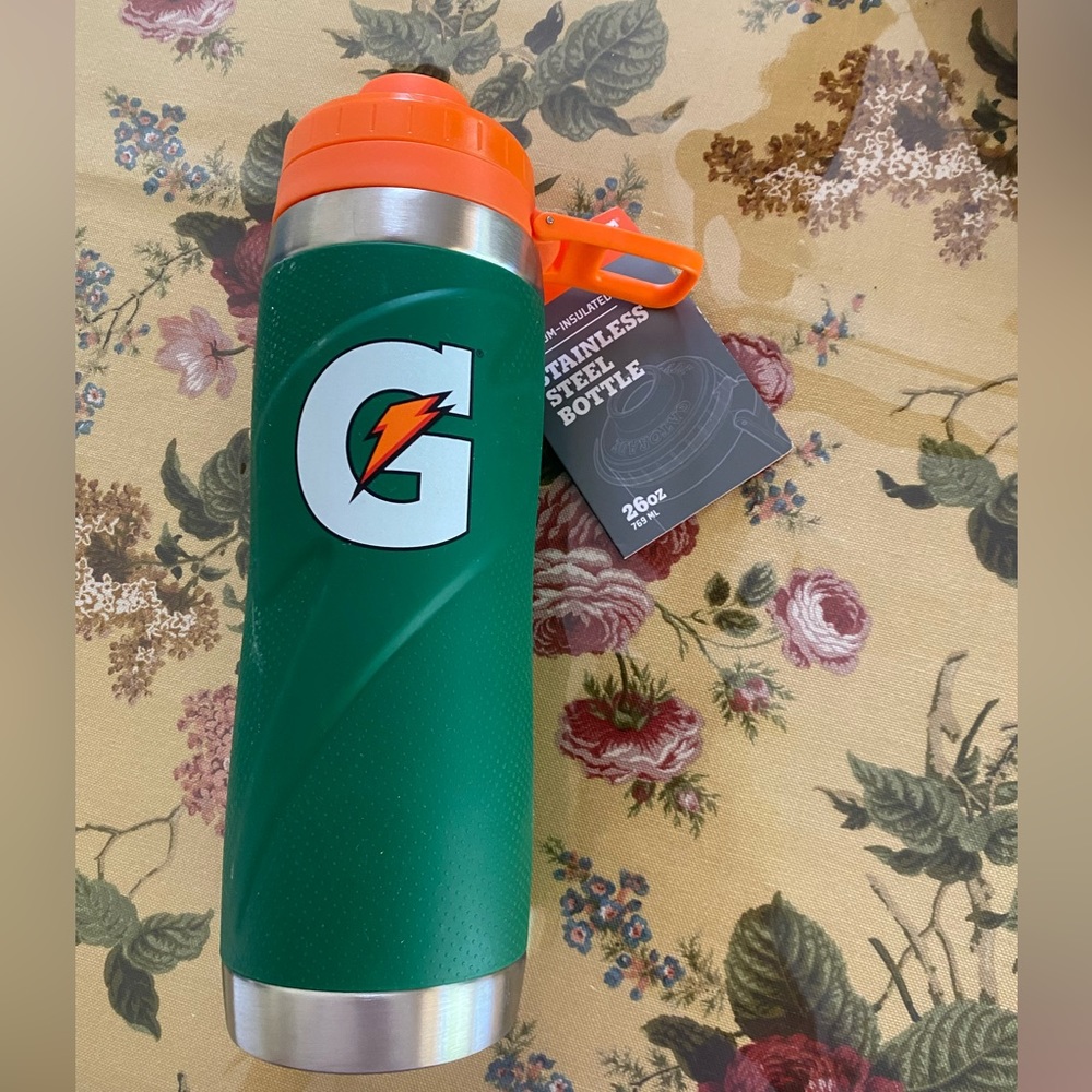 NEW - Gatorade Stainless steel water bottle